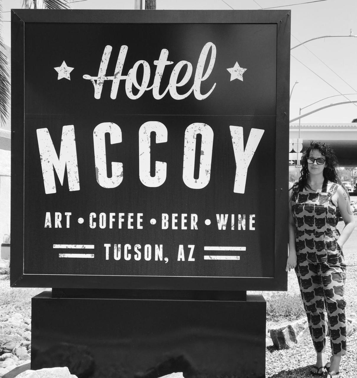 Hotel Mccoy - Art, Coffee, Beer, Wine Tucson Kültér fotó